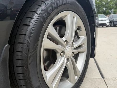 Used 2019 Hyundai Sonata Sport w/ Tech Package 03 FWD image 9