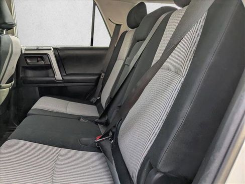 Used 2015 Toyota 4Runner SR5 image 17