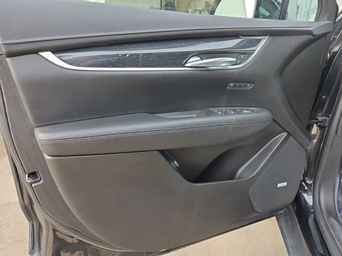 Used 2021 Cadillac XT5 Premium Luxury AWD/4WD image 15