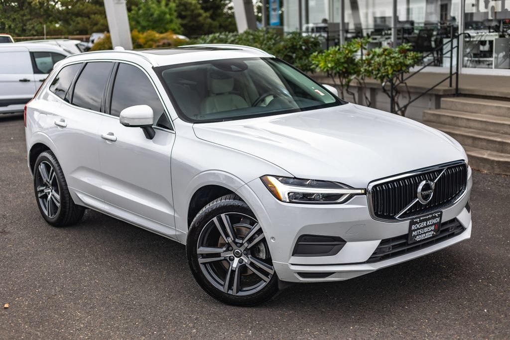 Used 2018 Volvo XC60 T5 Momentum w/ Convenience Package AWD/4WD image 2
