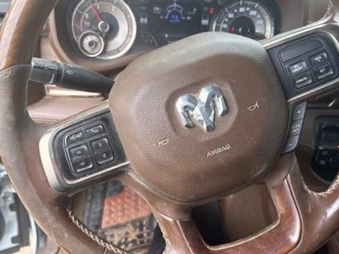Used 2022 RAM 3500 Limited AWD/4WD image 16