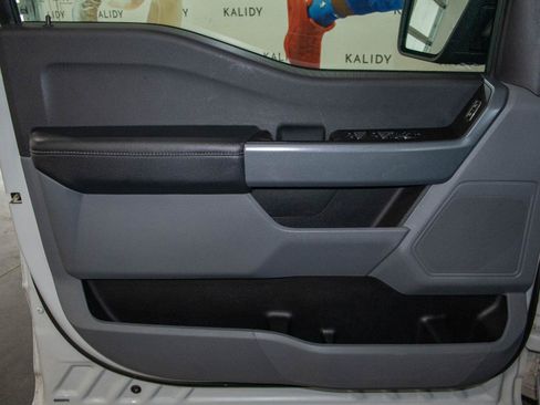 Used 2023 Ford F150 XLT RWD image 10