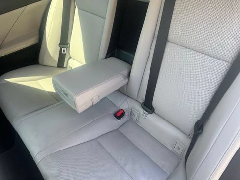 Used 2015 Lexus IS 350 w/ Navigation System Package RWD image 29