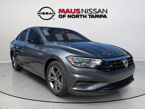 Used 2020 Volkswagen Jetta R-Line w/ R-Line Cold Weather Package FWD image 1