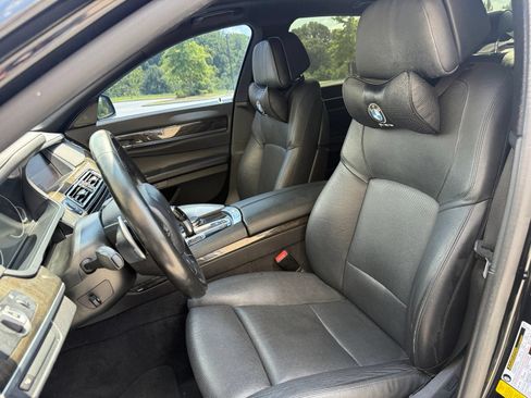 Used 2015 BMW 740i RWD image 38