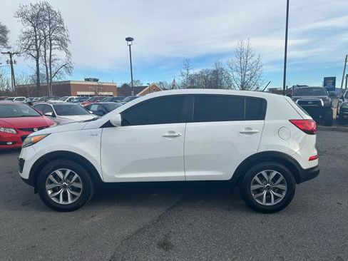 Used 2015 Kia Sportage LX image 8