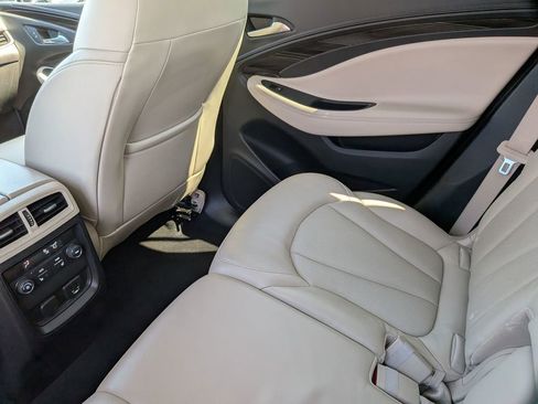 Used 2020 Buick Envision Essence FWD image 32