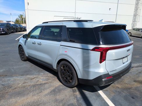 New 2026 Kia Carnival SX Prestige FWD image 4