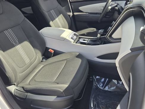 Used 2023 Hyundai Tucson SEL FWD image 19
