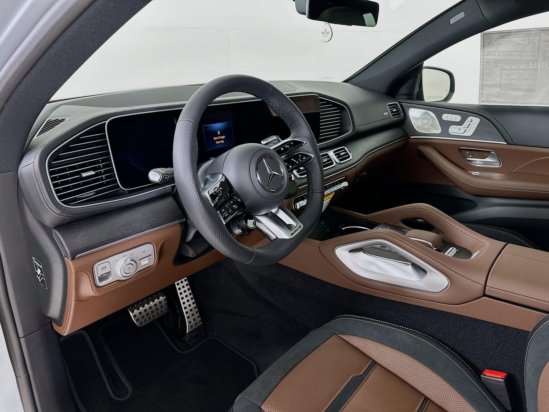 New 2026 Mercedes-Benz GLE 53 AMG 4MATIC Coupe image 10