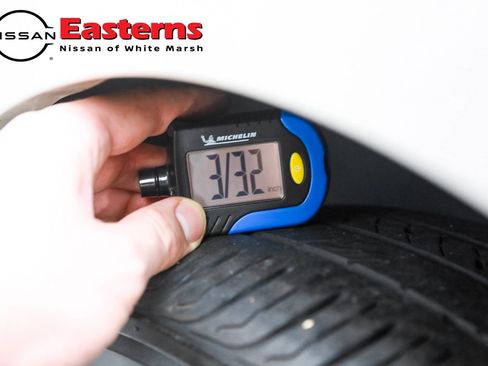 Used 2023 Volkswagen Jetta SE w/ Panoramic Sunroof Package image 26