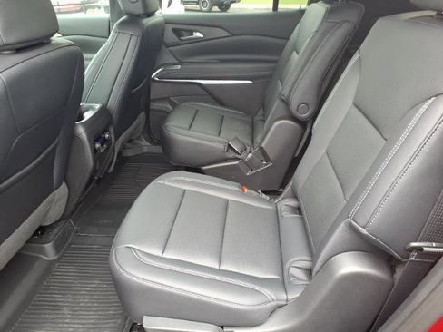 New 2026 Chevrolet Traverse LT w/ Driver Confidence Package AWD/4WD image 5