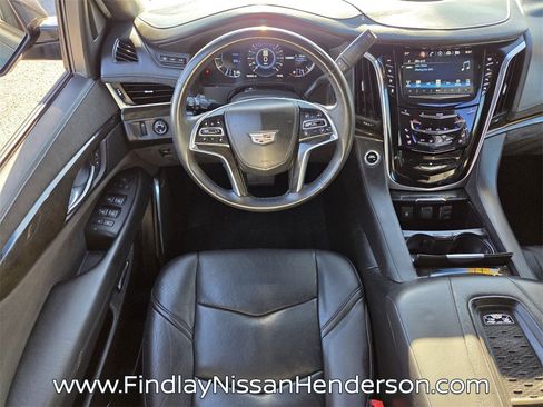 Used 2017 Cadillac Escalade ESV Platinum image 15