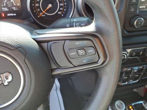 Used 2021 Jeep Wrangler Unlimited Sport image 15