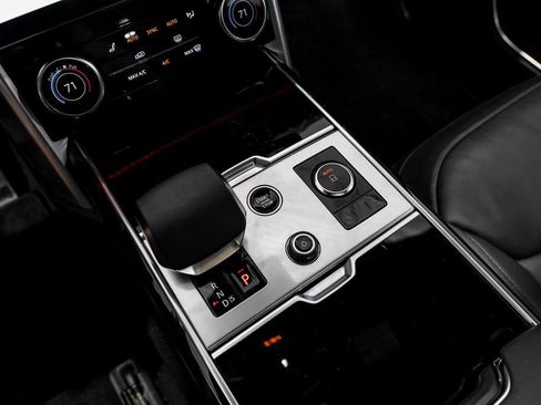 Used 2023 Land Rover Range Rover SE AWD/4WD image 25
