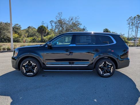 New 2025 Kia Telluride EX image 8