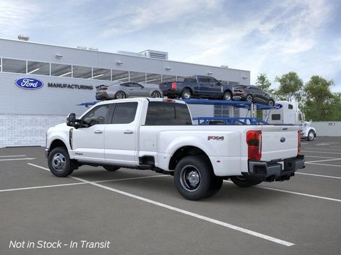 New 2026 Ford F350 4x4 Crew Cab DRW Super Duty image 4