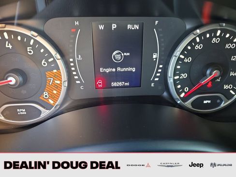 Used 2023 Jeep Renegade Latitude AWD/4WD image 17