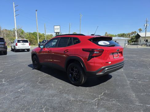 New 2026 Chevrolet Trax LT w/ Midnight Edition image 7