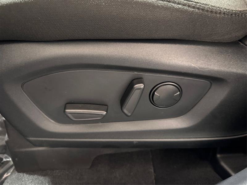 Used 2022 Ford Explorer XLT AWD/4WD image 19