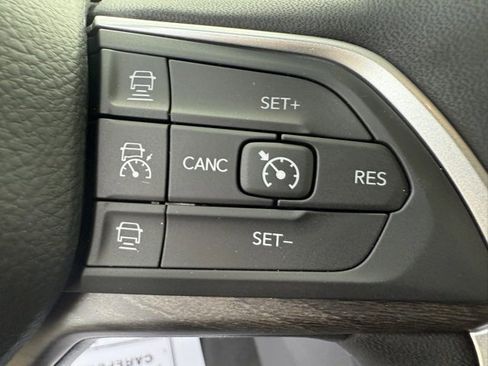 New 2025 Jeep Grand Cherokee L Limited image 22