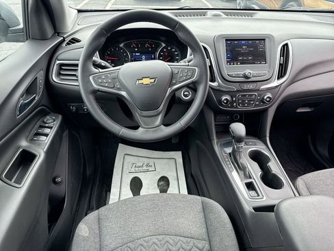 Used 2023 Chevrolet Equinox LT FWD image 14