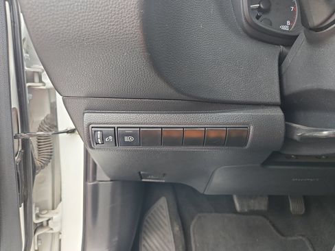 Used 2024 Toyota Corolla LE FWD image 17