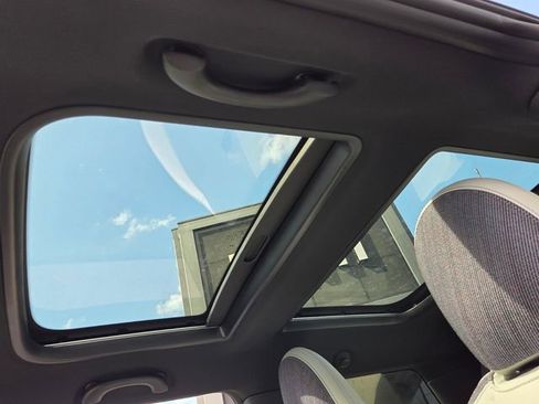 New 2026 MINI Cooper 2-Door Hardtop image 18