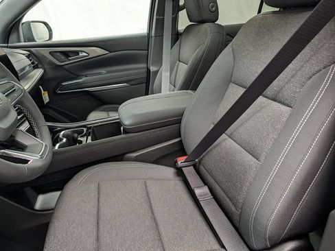 New 2026 Chevrolet Traverse LT w/ Sun and Wheel Package AWD/4WD image 10