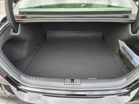 New 2026 Genesis G70 2.5T Prestige image 34