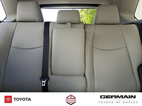 Used 2019 Toyota RAV4 XLE w/ Convenience Package FWD image 30