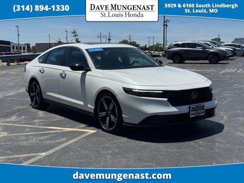 Used 2023 Honda Accord Sport image 1