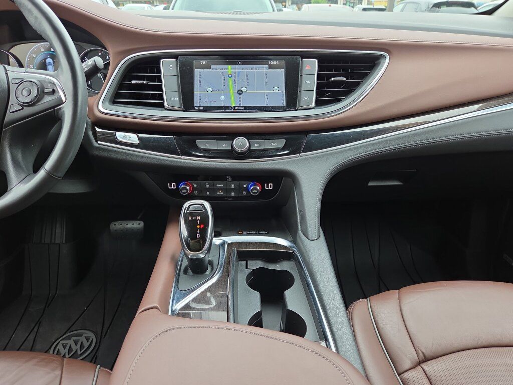 Used 2018 Buick Enclave Avenir w/ Avenir Technology Package FWD image 24