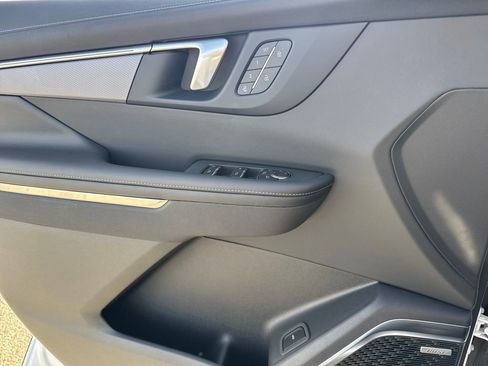 New 2026 Buick Enclave Sport Touring w/ Power Package image 19