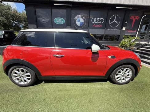 Used 2019 MINI Cooper 2-Door Hardtop FWD image 7