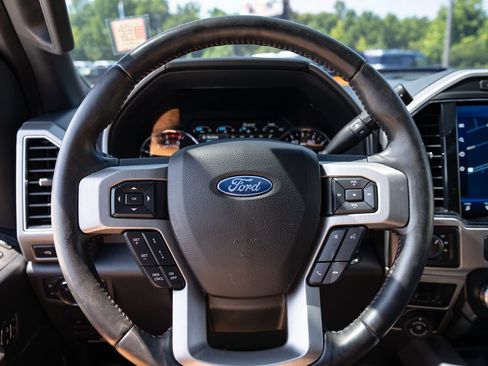 Used 2022 Ford F450 Platinum w/ FX4 Off-Road Package AWD/4WD image 58