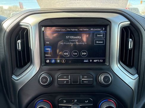 Used 2021 Chevrolet Silverado 1500 LT Trail Boss w/ Bed Protection Package image 26