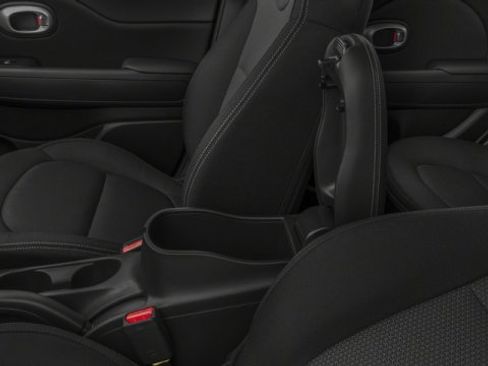 Used 2018 Kia Soul + image 18
