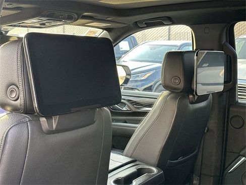 Used 2021 GMC Yukon XL Denali w/ Denali Premium Package image 40