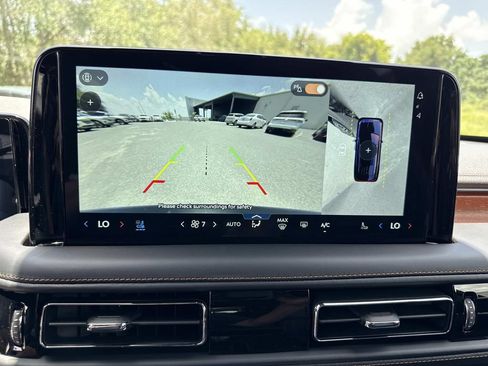 New 2026 Lincoln Aviator Black Label w/ Jet Appearance Package AWD/4WD image 25