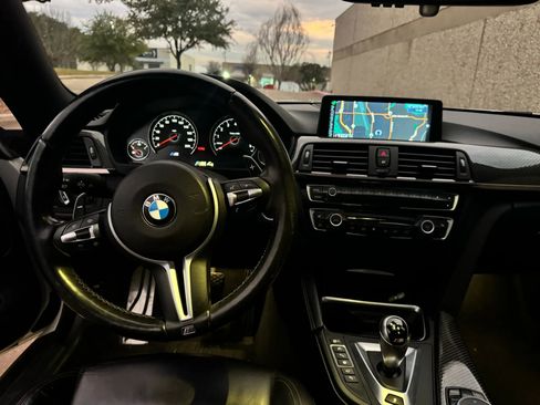 Used 2015 BMW M4 Coupe image 12