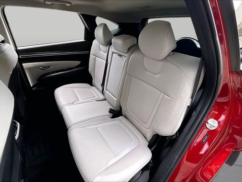 Used 2024 Hyundai Tucson Limited AWD/4WD image 19