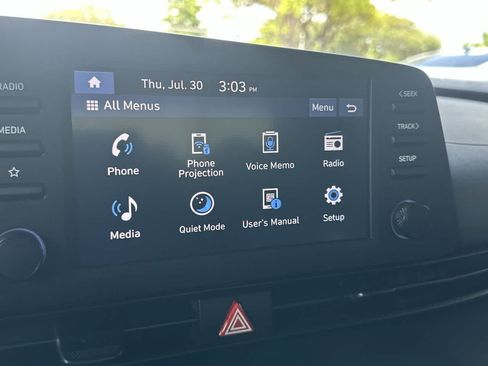 Used 2025 Hyundai Elantra Sport FWD image 18