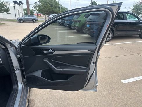 Used 2020 Volkswagen Jetta S w/ Driver Assistance Package FWD image 19