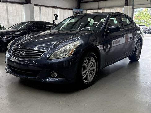 Used 2011 INFINITI G25 x w/ Moonroof Pkg AWD/4WD image 5