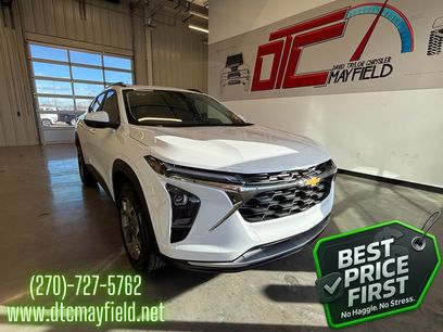 Used 2025 Chevrolet Trax LT