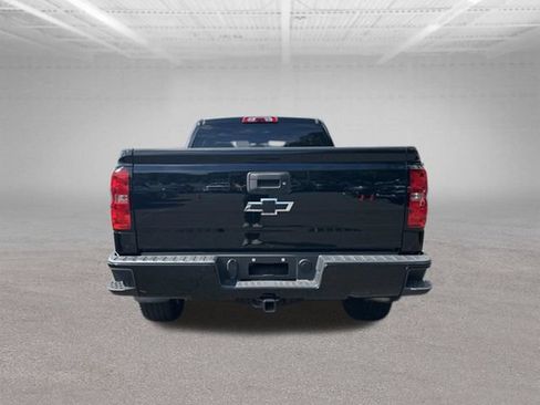 Used 2019 Chevrolet Silverado 1500 LT w/ All Star Edition AWD/4WD image 7