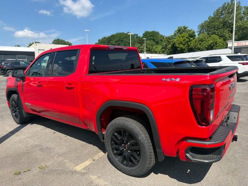 Used 2024 GMC Sierra 1500 Elevation AWD/4WD image 8
