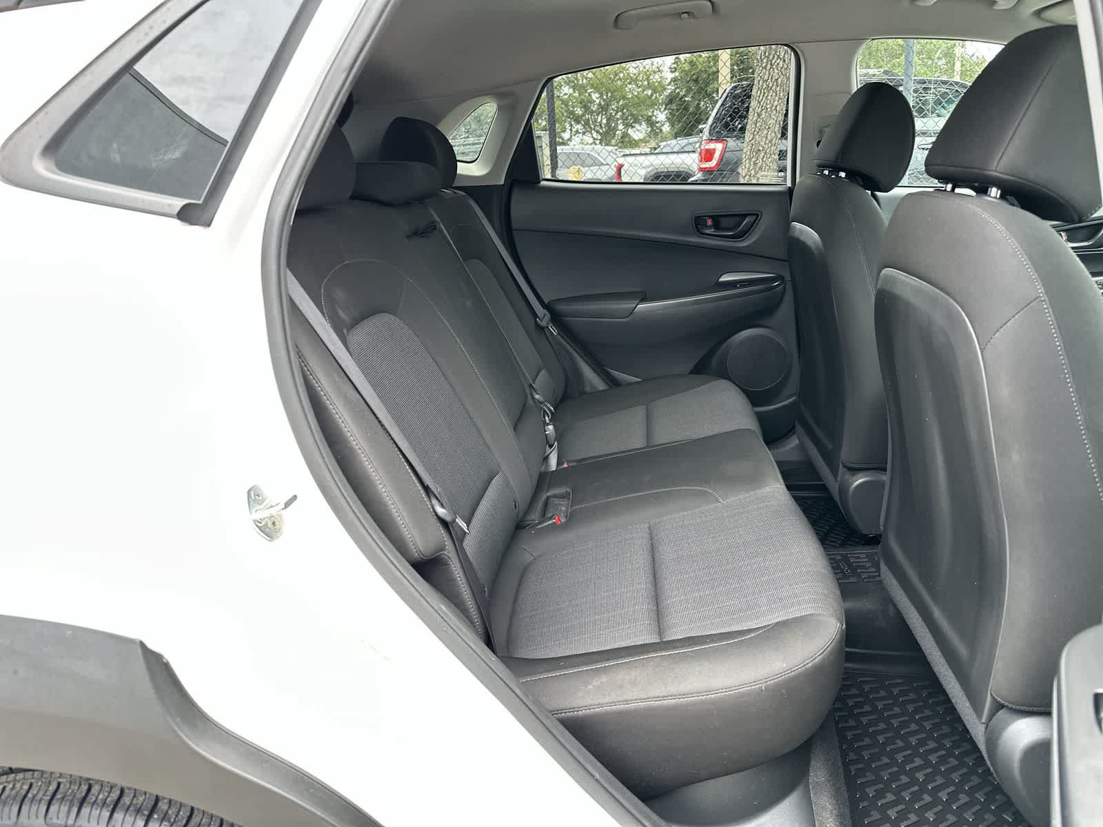 Used 2022 Hyundai Kona SEL FWD image 18