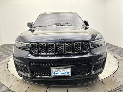 Used 2024 Jeep Grand Cherokee L Summit w/ High Altitude Package image 14